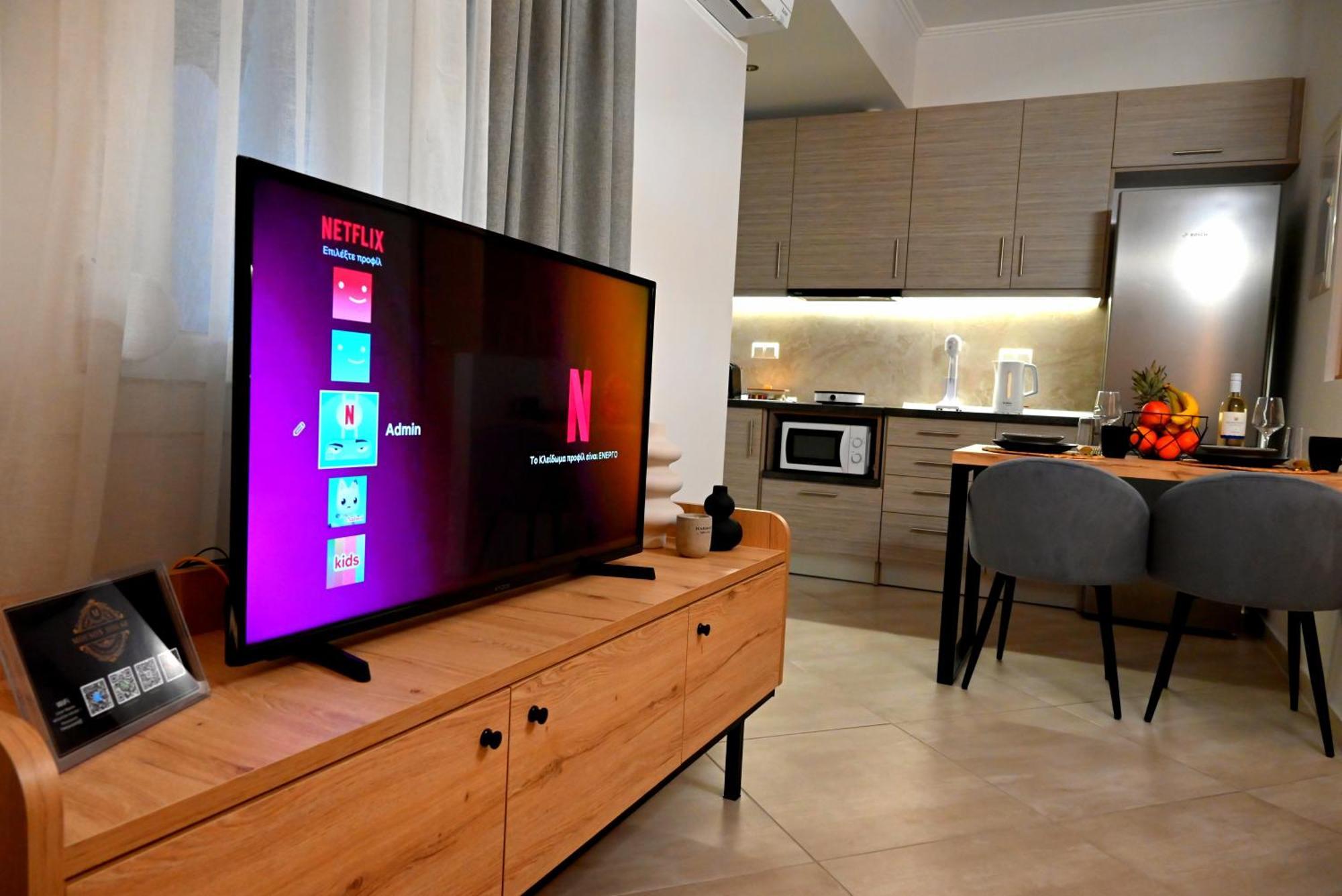 Mouson Luxury Suite With Free Private Parking Kavala Exterior foto
